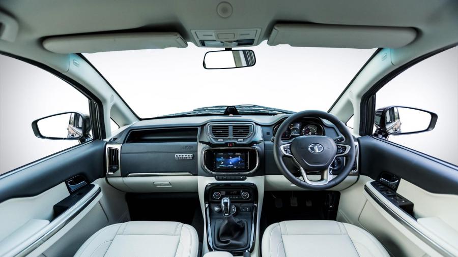 Торпедо Tata Hexa Safari Edition 2020 года  (фото 2 из 3)